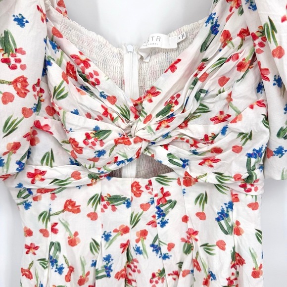 ASTR The Label Serilda Medium Mini Dress Linen Floral Puff Sleeve Smocked Cutout - Picture 7 of 10